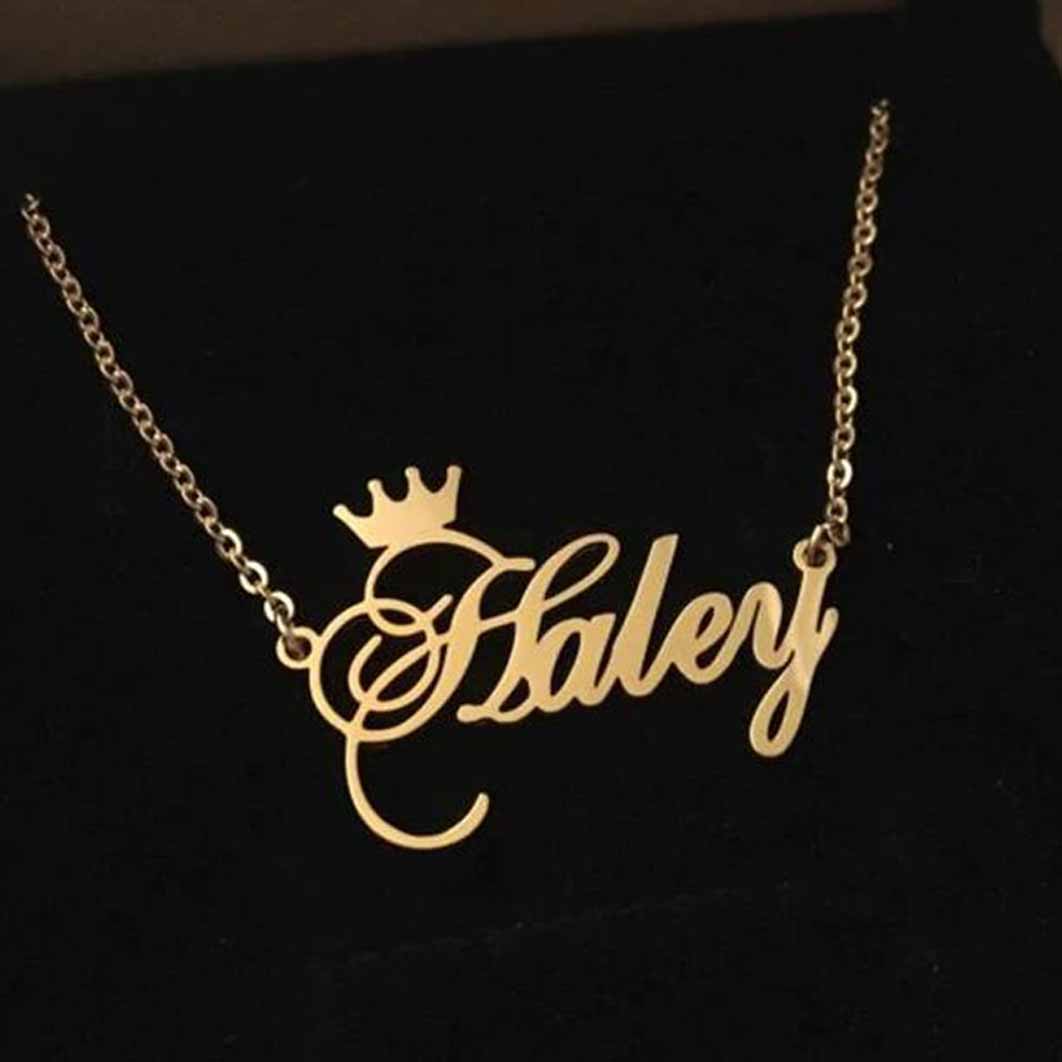 Name necklace sale crown